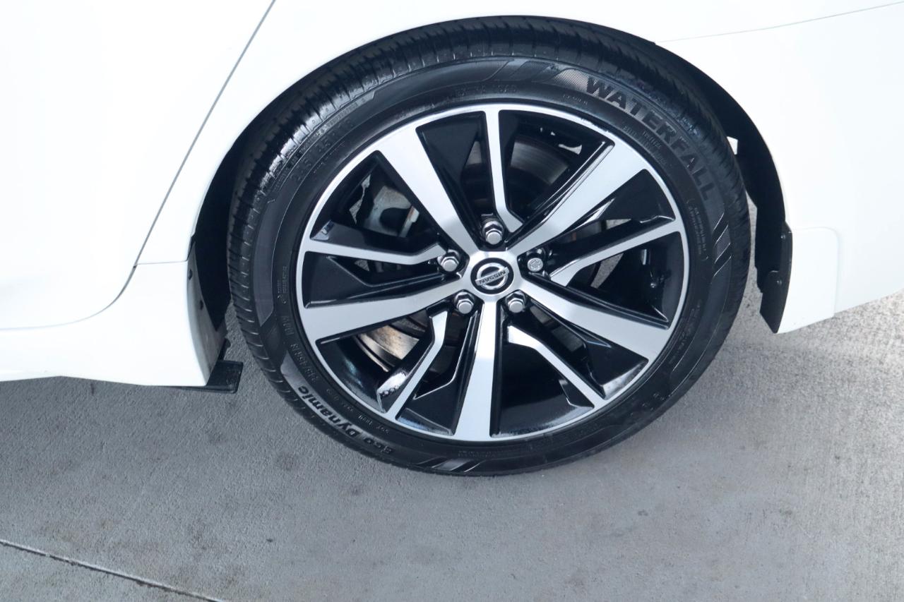 Nissan Maxima SV 3.5L 2021