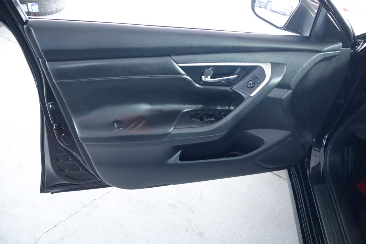 Nissan Altima 2.5 SR Sedan 2018