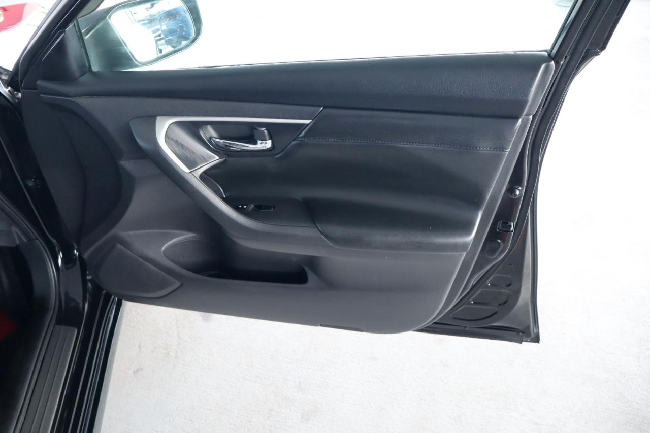 Nissan Altima 2.5 SR Sedan 2018