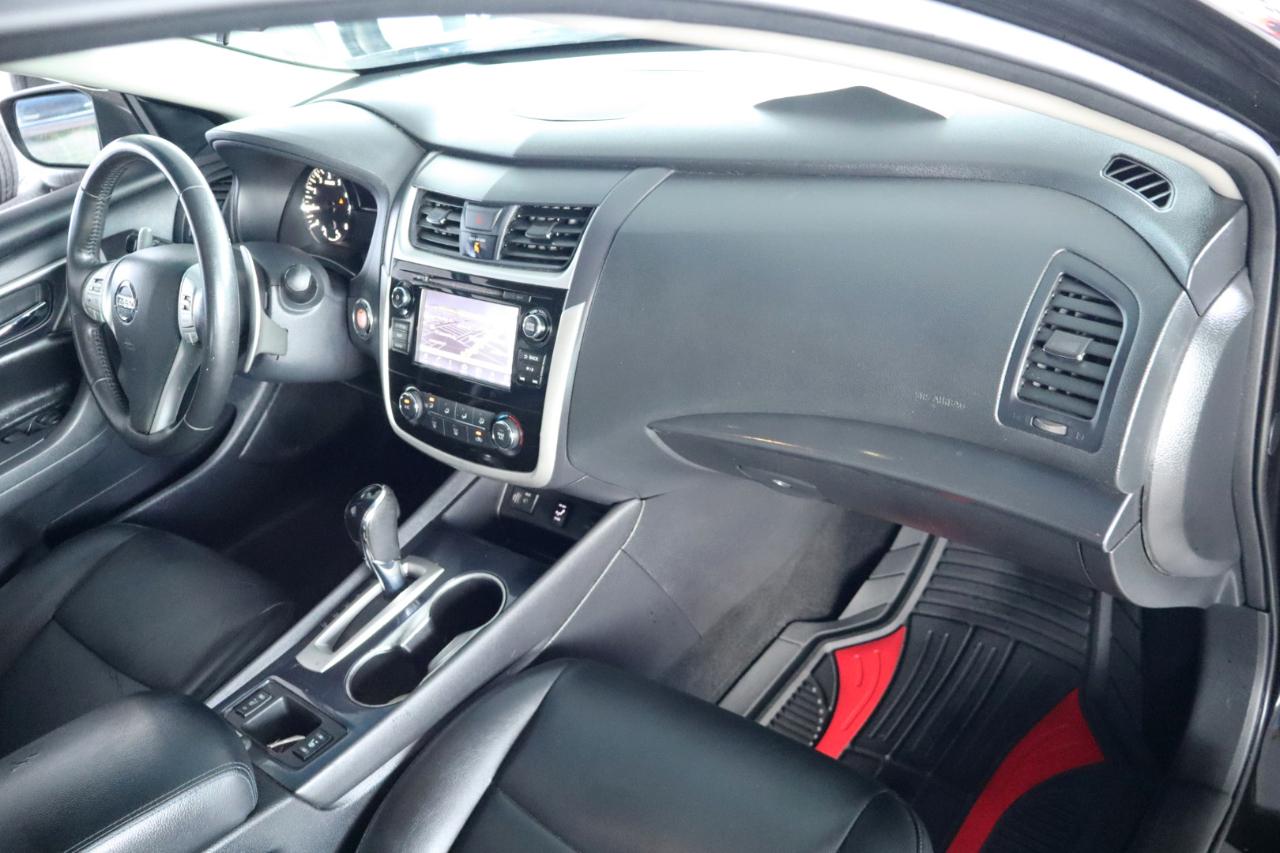 Nissan Altima 2.5 SR Sedan 2018