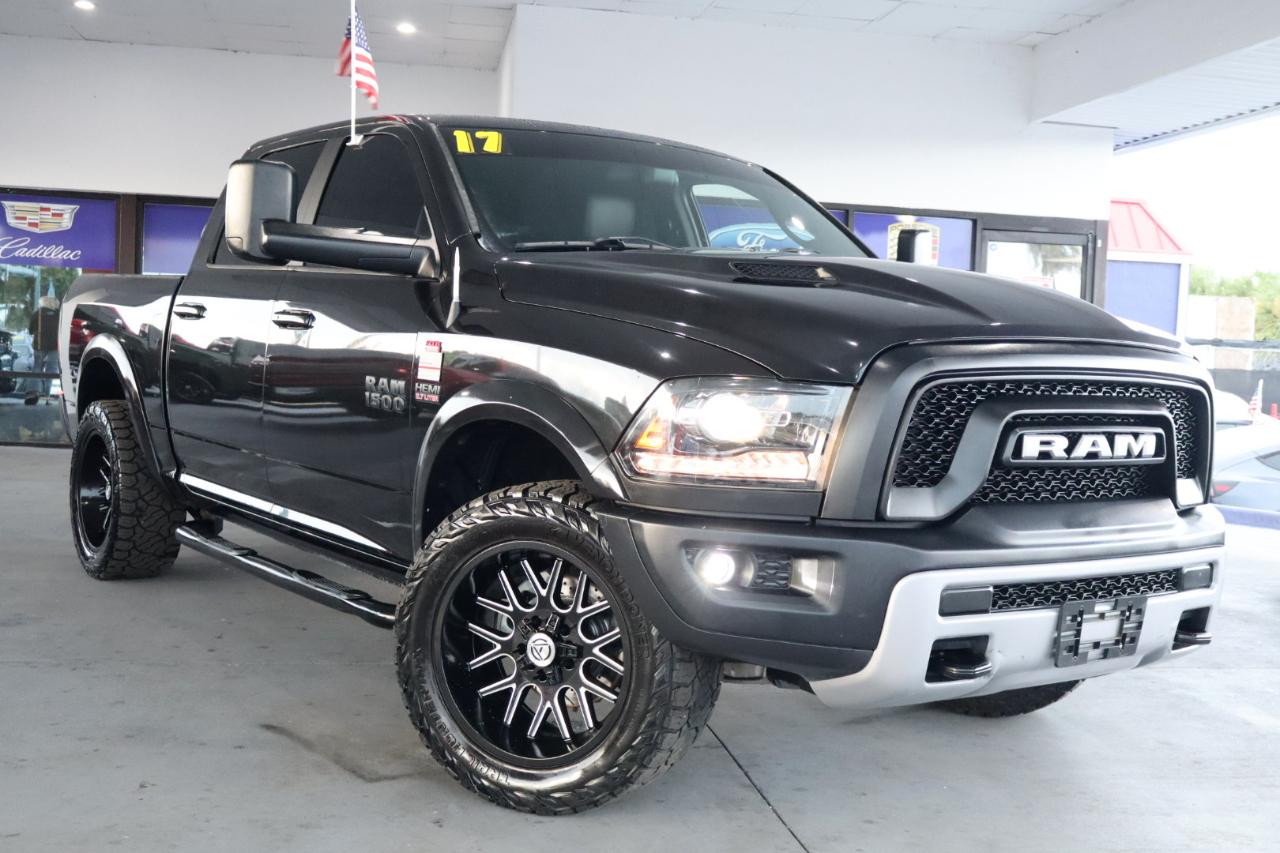 RAM 1500 Rebel 4x4 Crew Cab 5'7" Box 2017