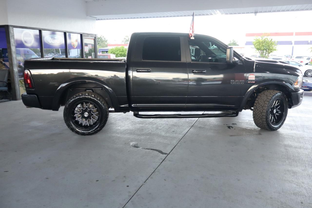RAM 1500 Rebel 4x4 Crew Cab 5'7" Box 2017