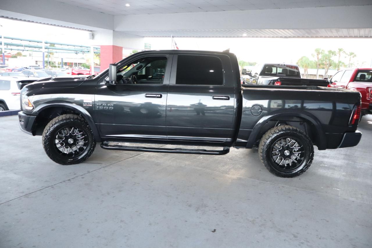 RAM 1500 Rebel 4x4 Crew Cab 5'7" Box 2017