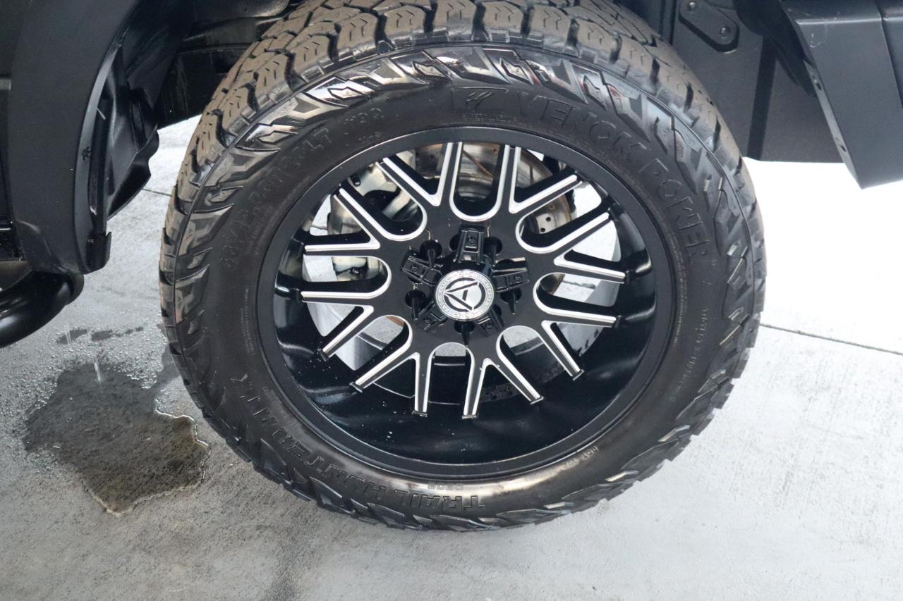 RAM 1500 Rebel 4x4 Crew Cab 5'7" Box 2017