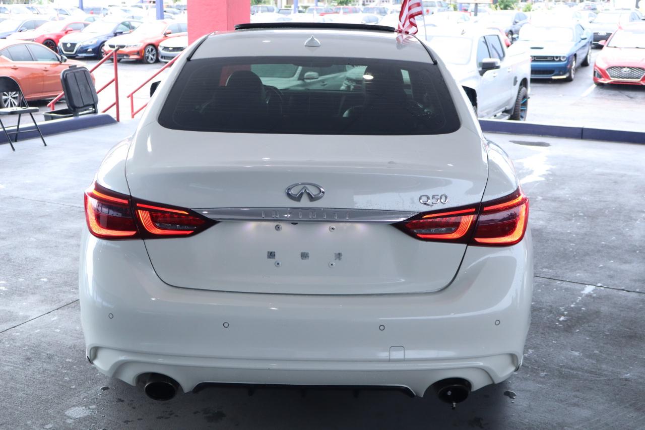 Infiniti Q50 3.0t LUXE RWD 2021