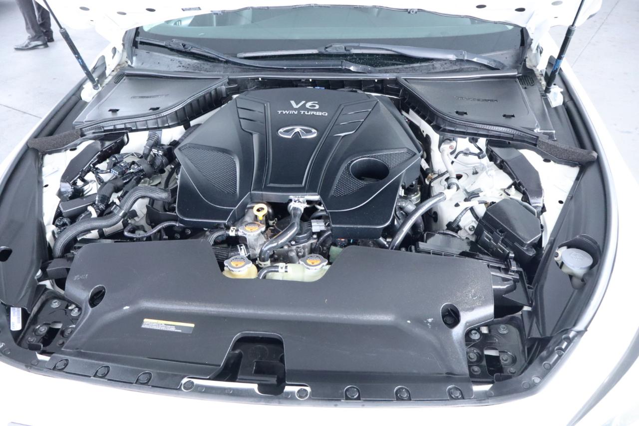 Infiniti Q50 3.0t LUXE RWD 2021