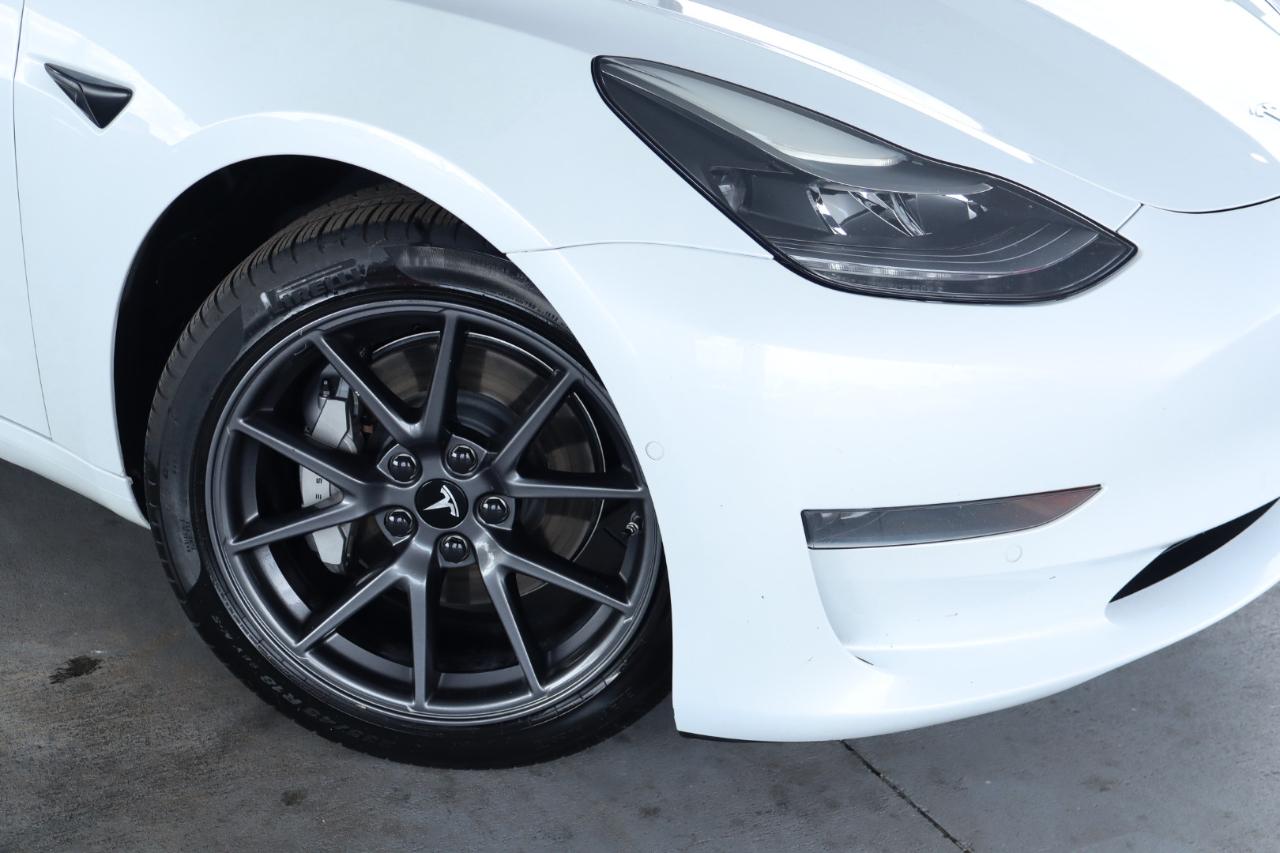 Tesla Model 3 Standard Range Plus RWD 2021