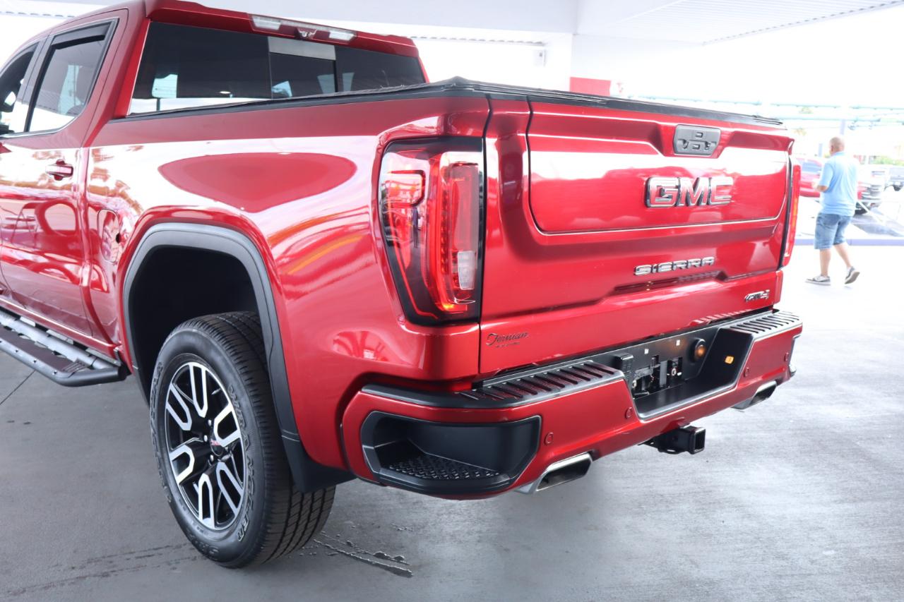 GMC Sierra 1500 4WD Crew Cab 147" AT4 2021