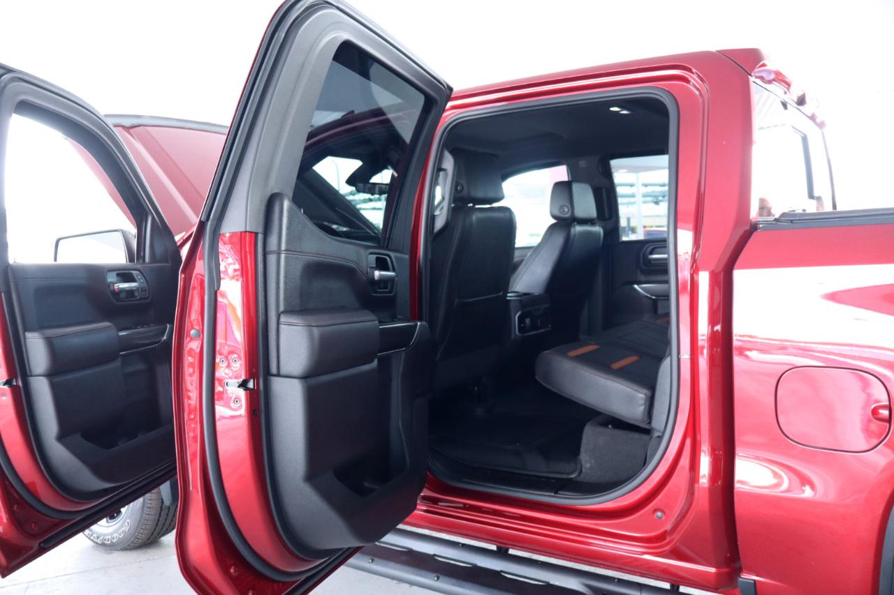GMC Sierra 1500 4WD Crew Cab 147" AT4 2021