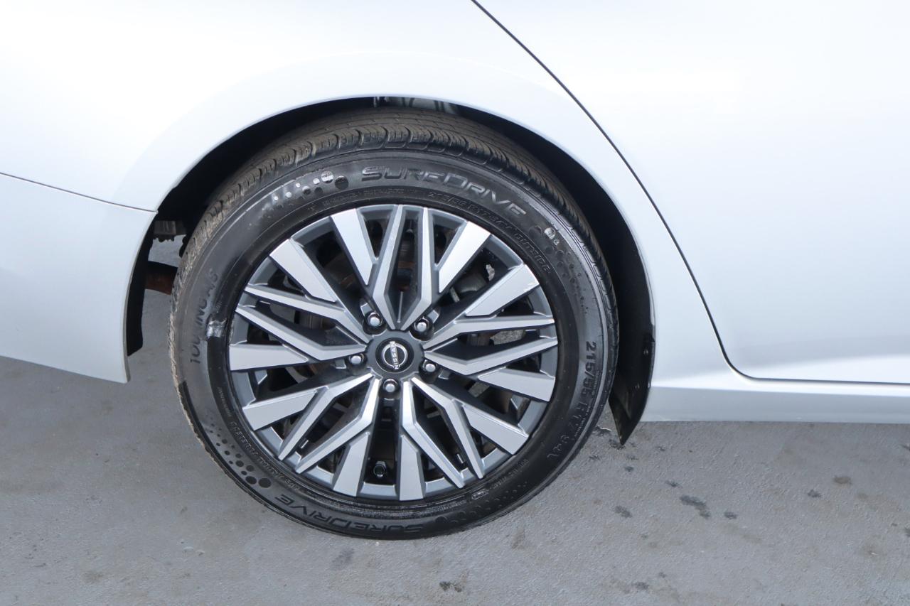 Nissan Altima 2.5 SV Sedan 2024