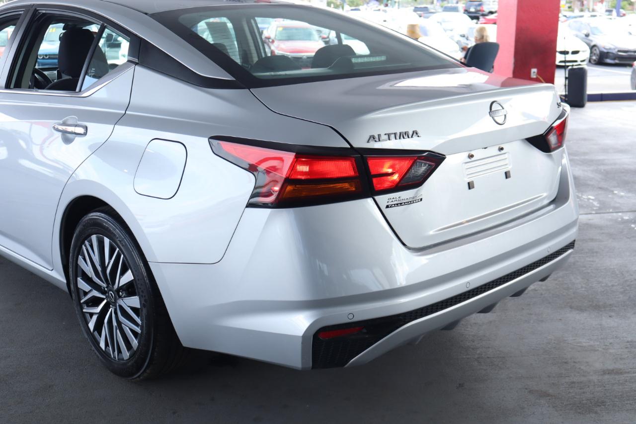 Nissan Altima 2.5 SV Sedan 2024