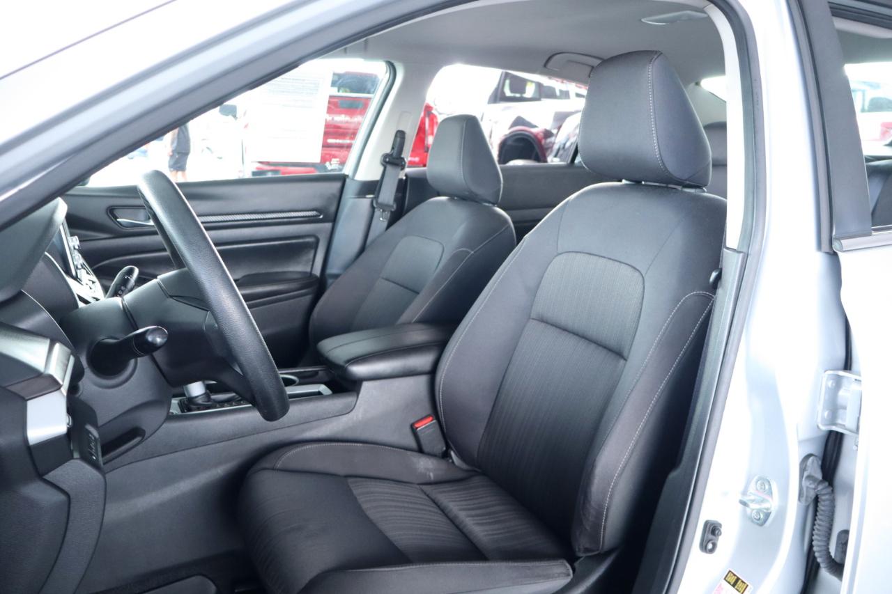 Nissan Altima 2.5 SV Sedan 2024