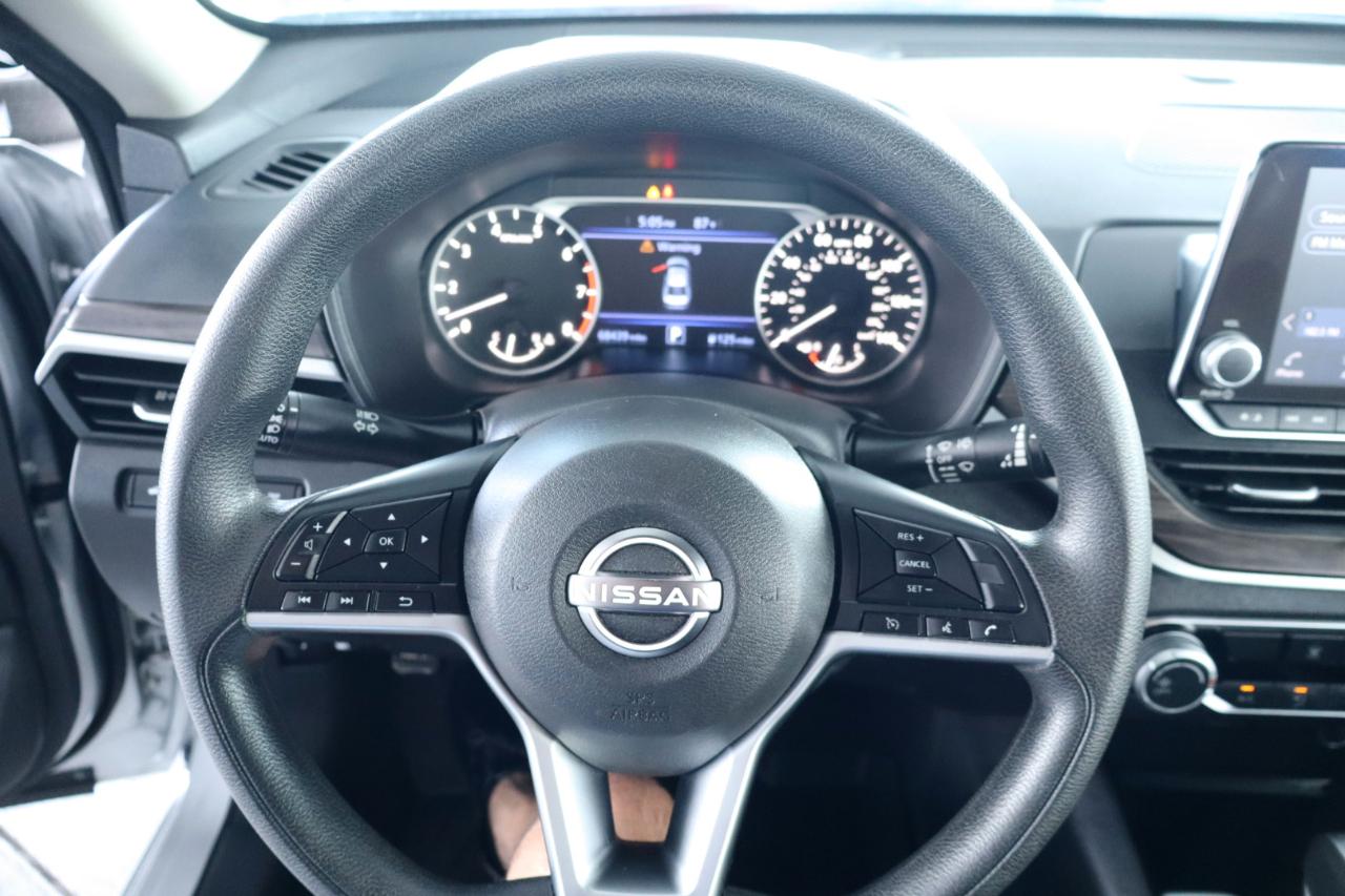 Nissan Altima 2.5 SV Sedan 2024