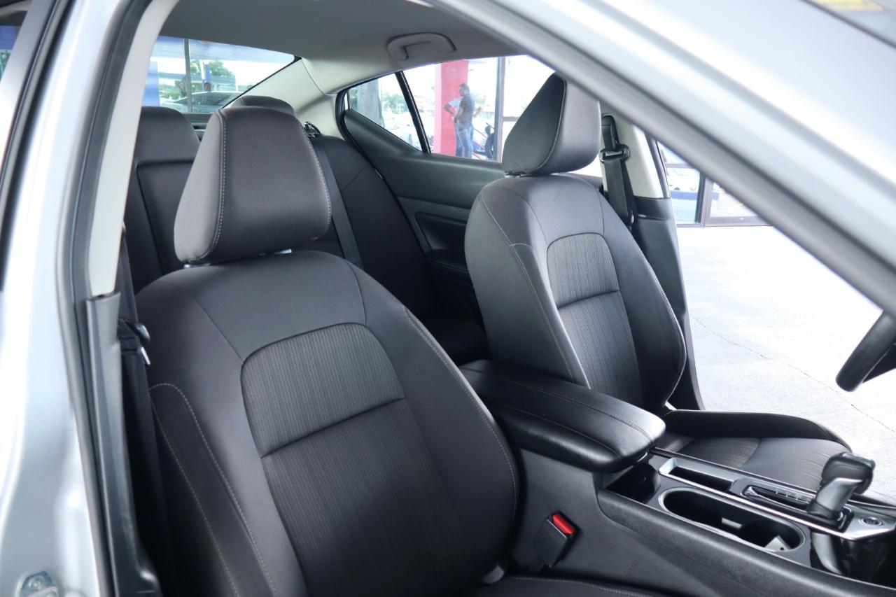 Nissan Altima 2.5 SV Sedan 2024