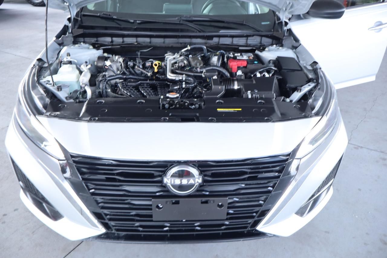 Nissan Altima 2.5 SV Sedan 2024