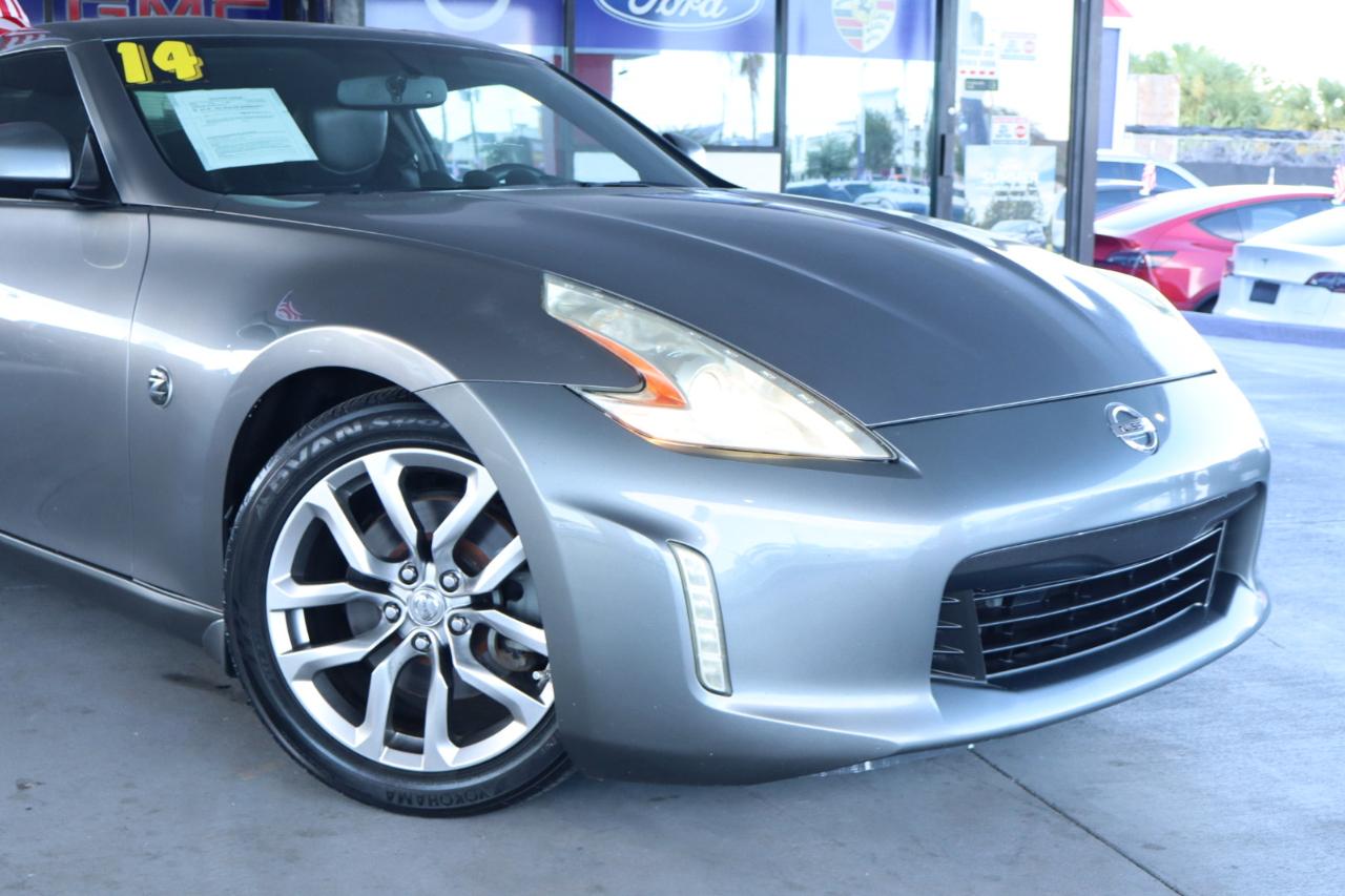Nissan 370Z 2dr Cpe Auto Touring 2014