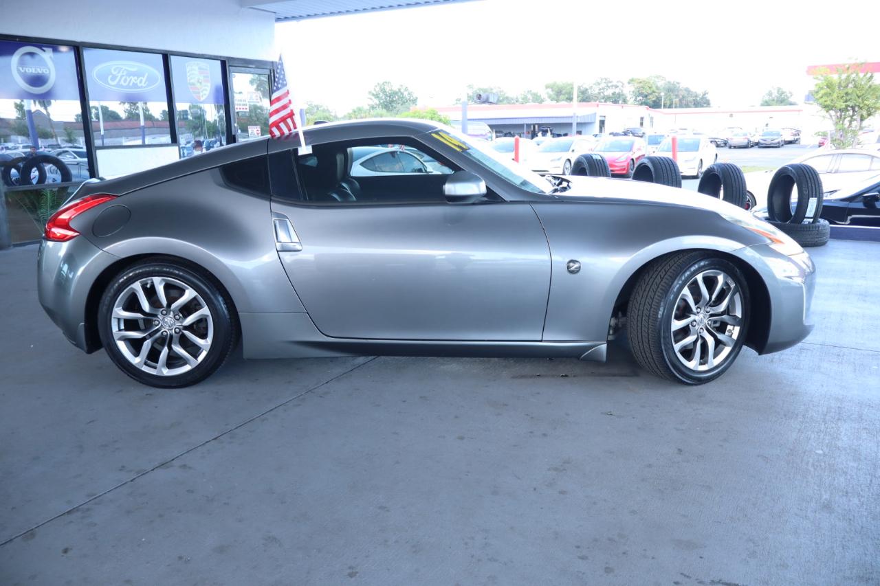 Nissan 370Z 2dr Cpe Auto Touring 2014