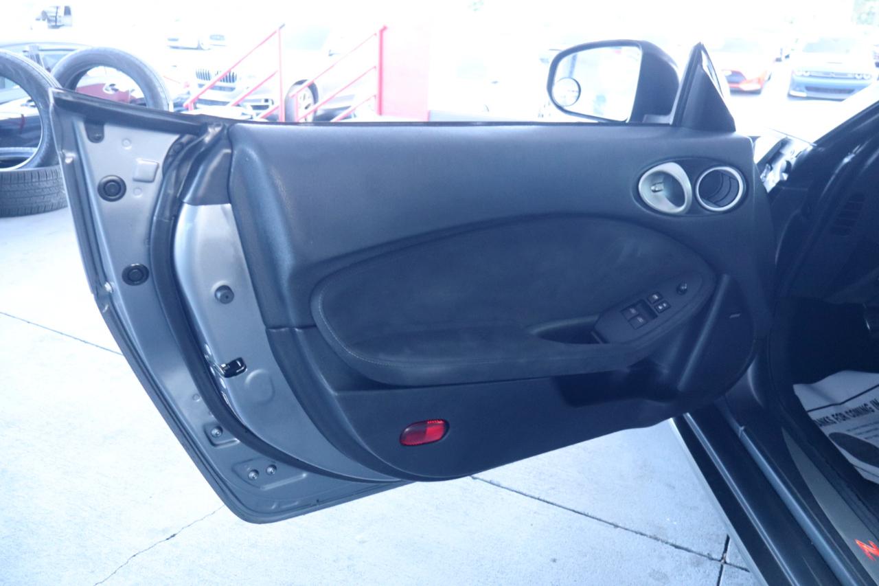 Nissan 370Z 2dr Cpe Auto Touring 2014
