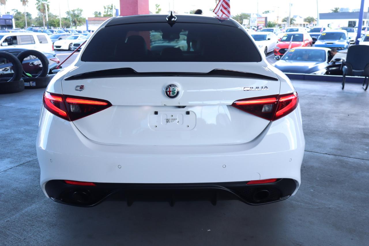 Alfa Romeo Giulia Ti RWD 2023