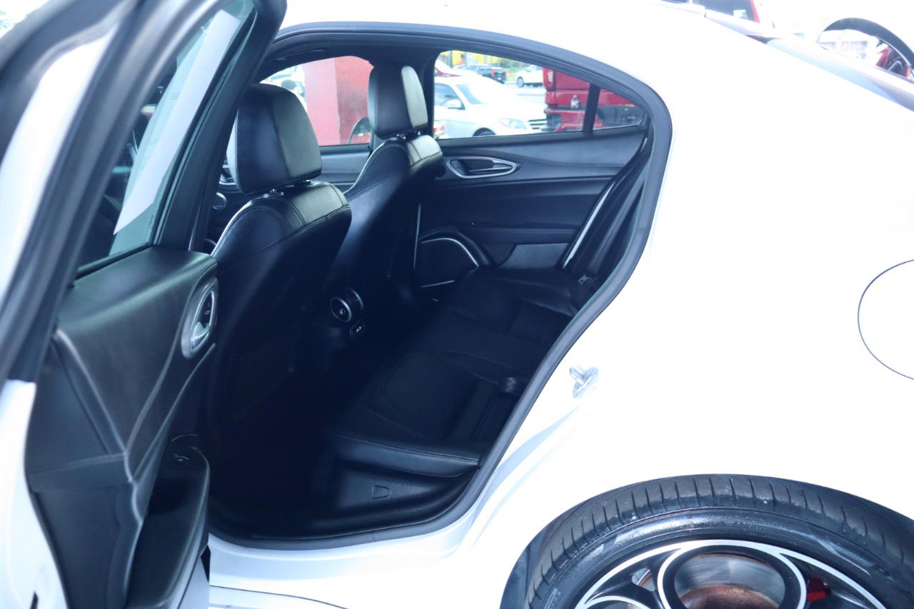 Alfa Romeo Giulia Ti RWD 2023