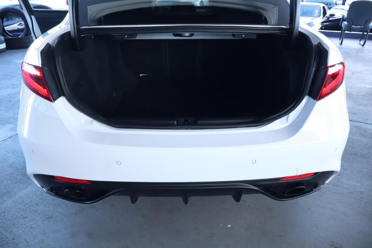Alfa Romeo Giulia Ti RWD 2023