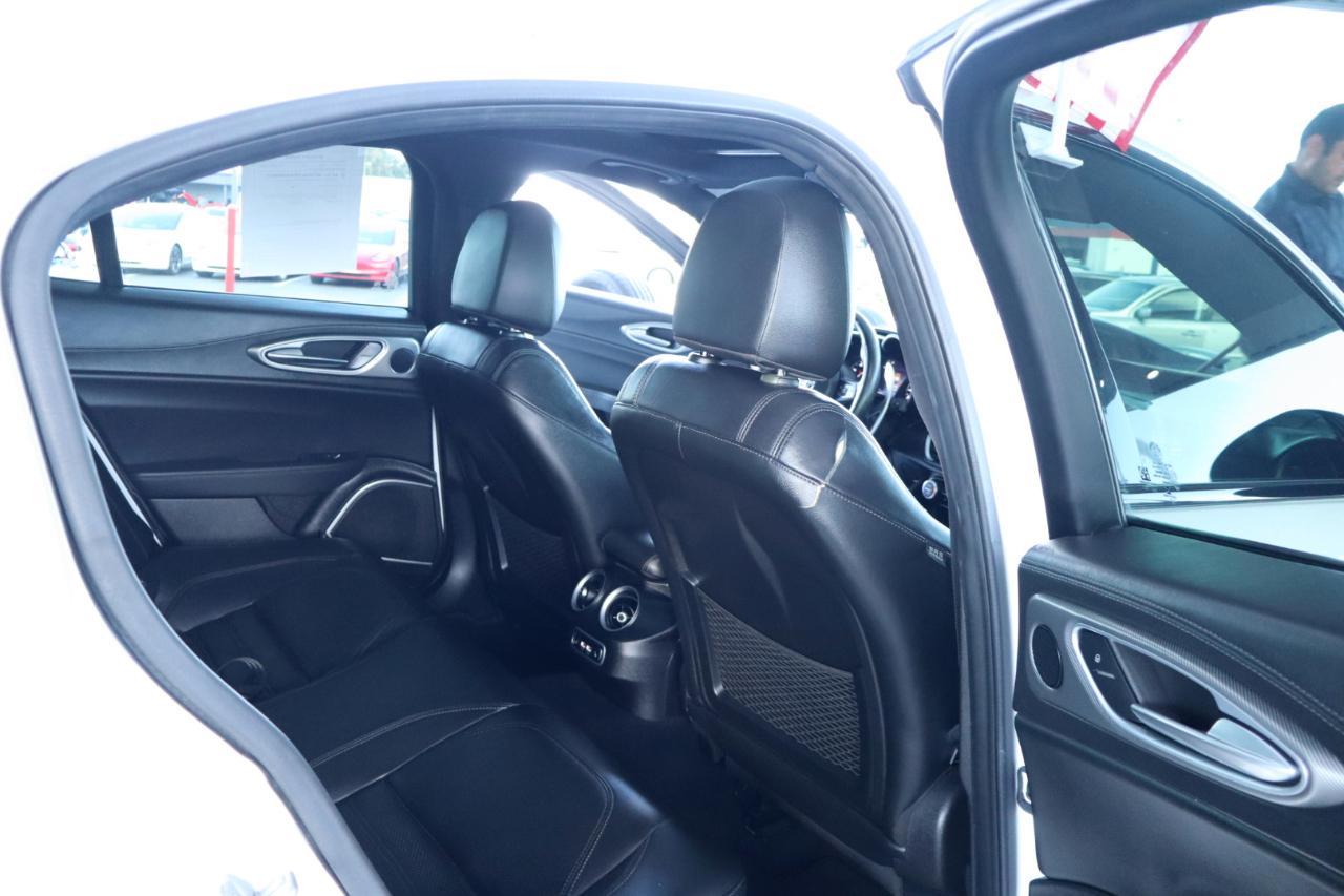 Alfa Romeo Giulia Ti RWD 2023
