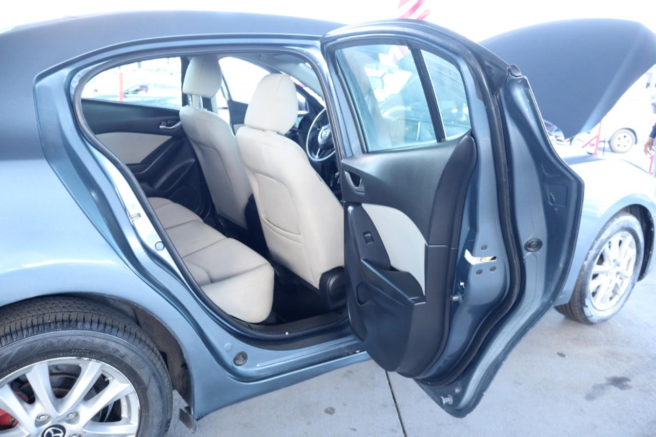 Mazda MAZDA3 4dr Sdn Auto i Sport 2015