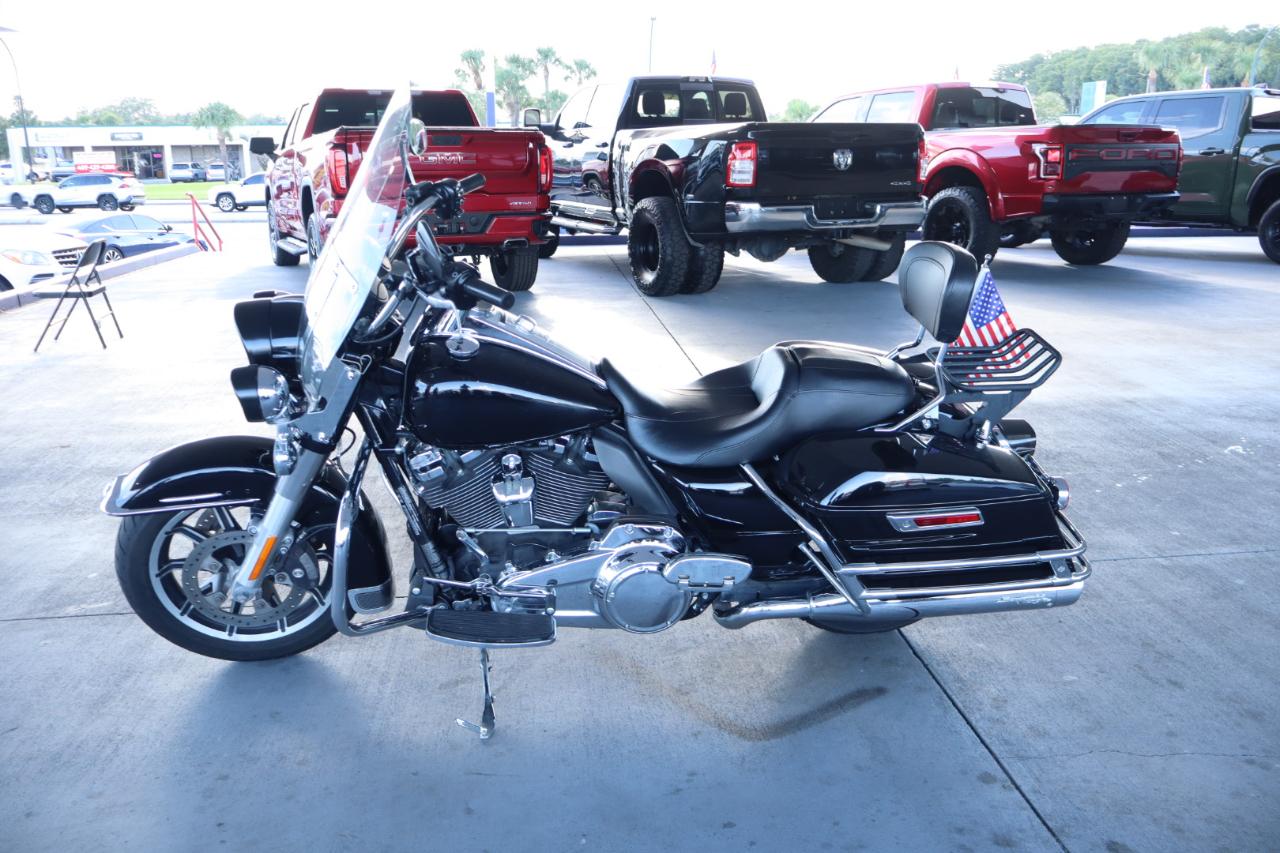 Harley-Davidson FLHP Police  2017
