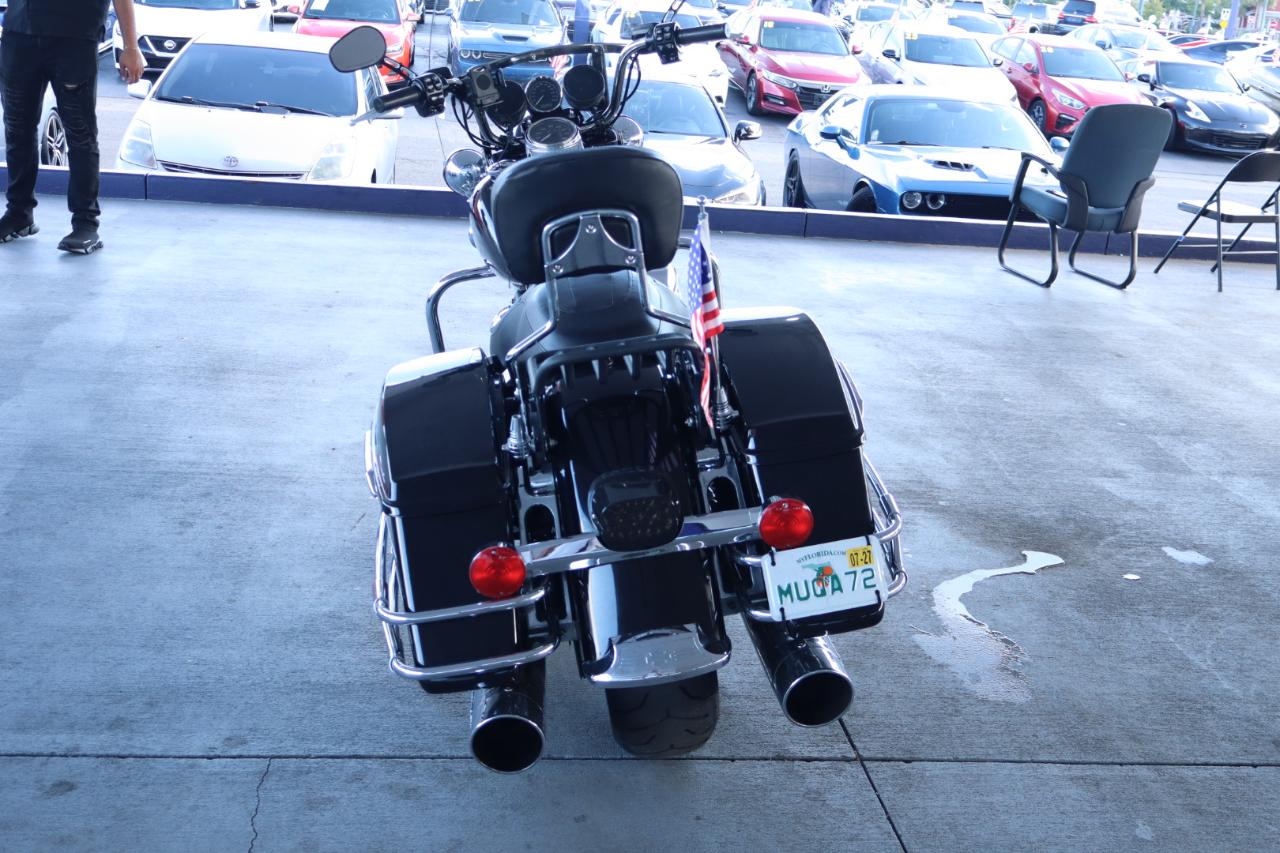 Harley-Davidson FLHP Police  2017