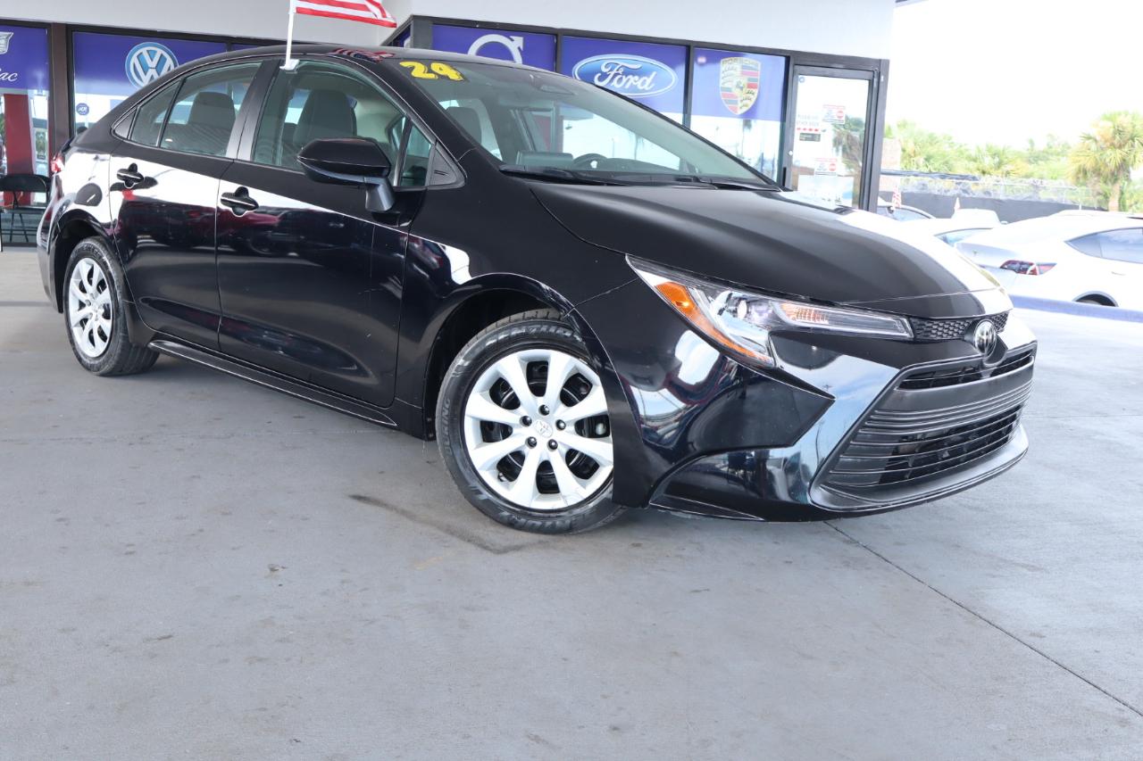 Toyota Corolla LE CVT (Natl) 2024