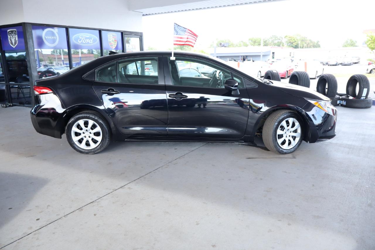 Toyota Corolla LE CVT (Natl) 2024