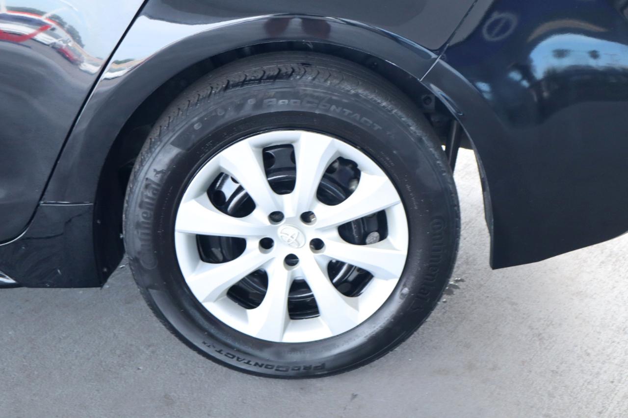 Toyota Corolla LE CVT (Natl) 2024