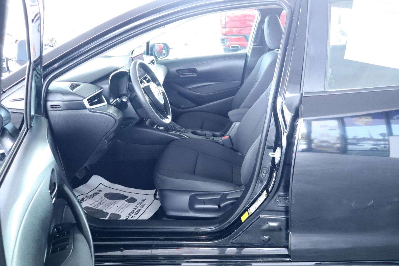 Toyota Corolla LE CVT (Natl) 2024