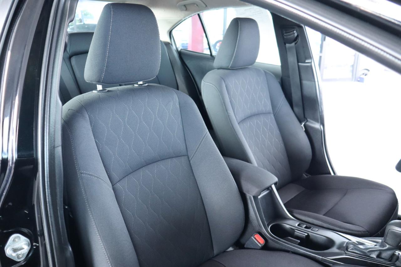 Toyota Corolla LE CVT (Natl) 2024