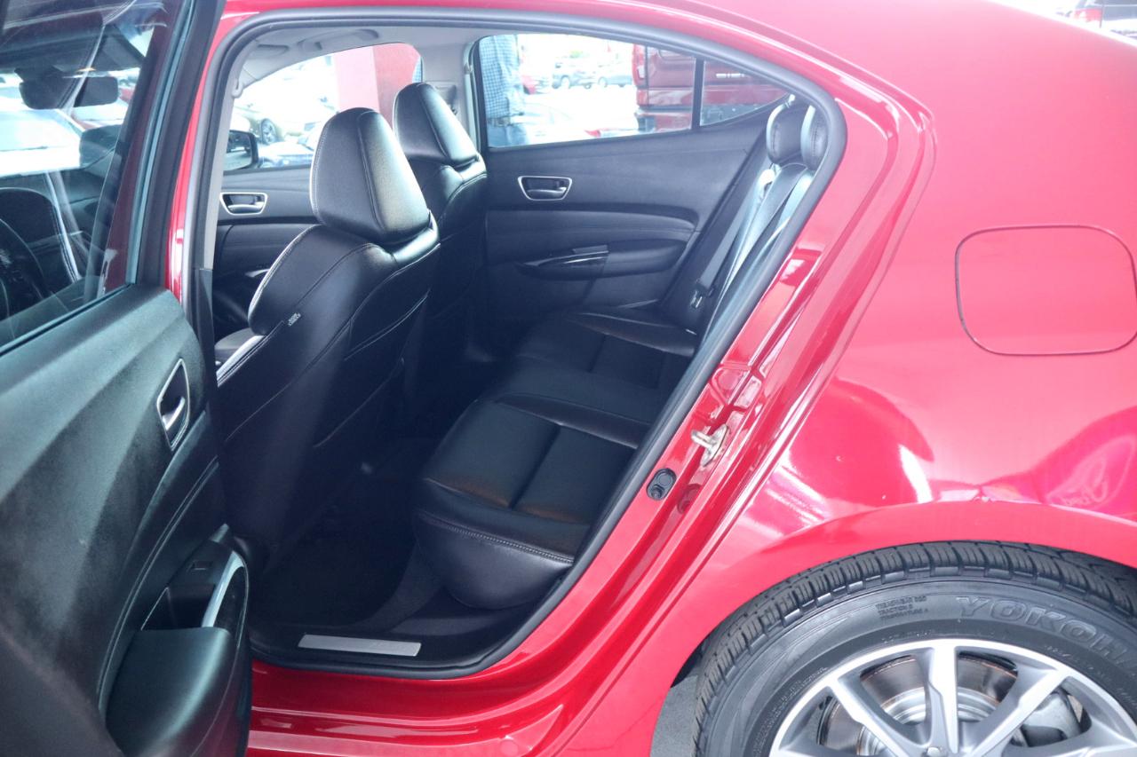 Acura TLX 2.4L FWD 2018
