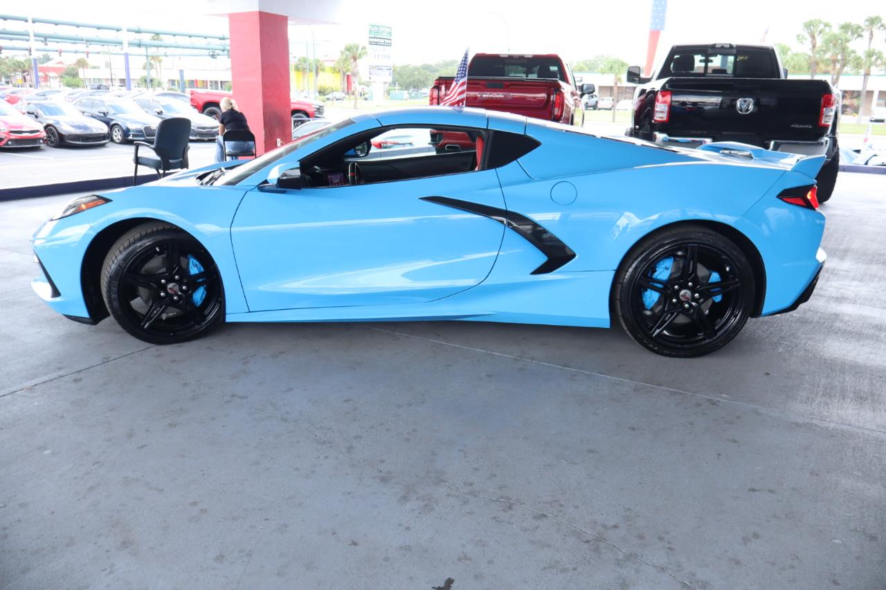 Chevrolet Corvette 2dr Stingray Cpe w/1LT 2021