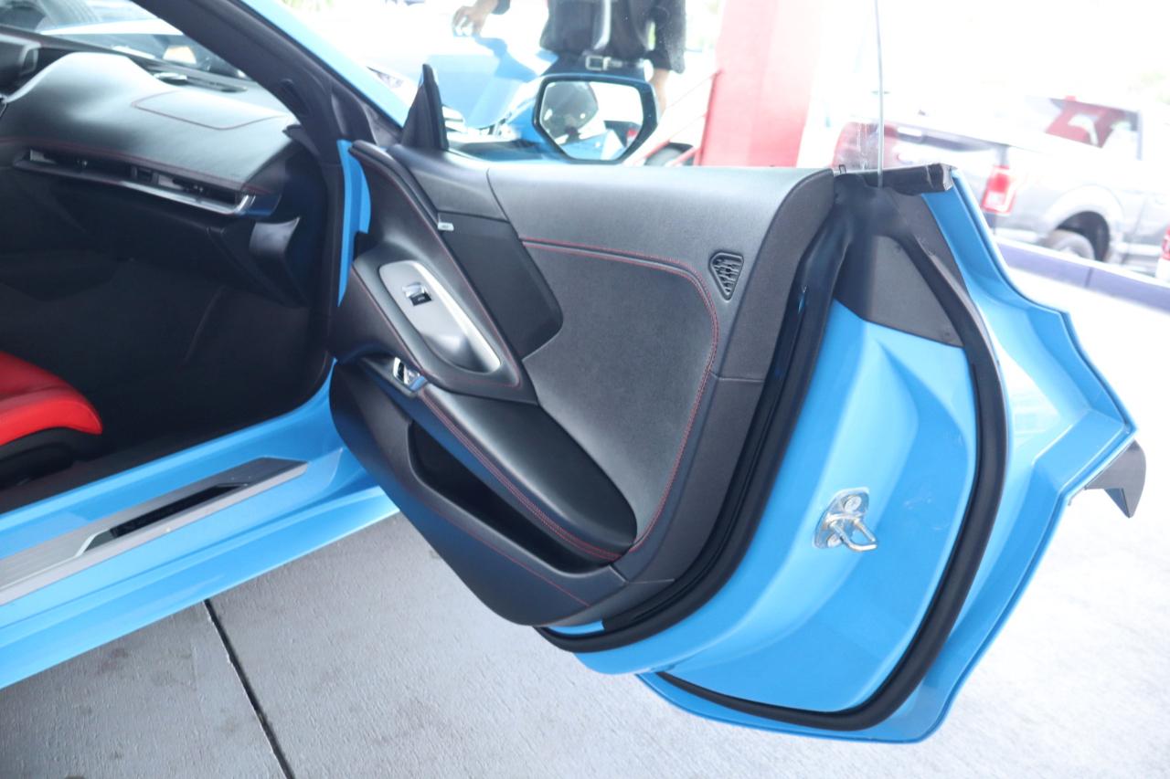 Chevrolet Corvette 2dr Stingray Cpe w/1LT 2021