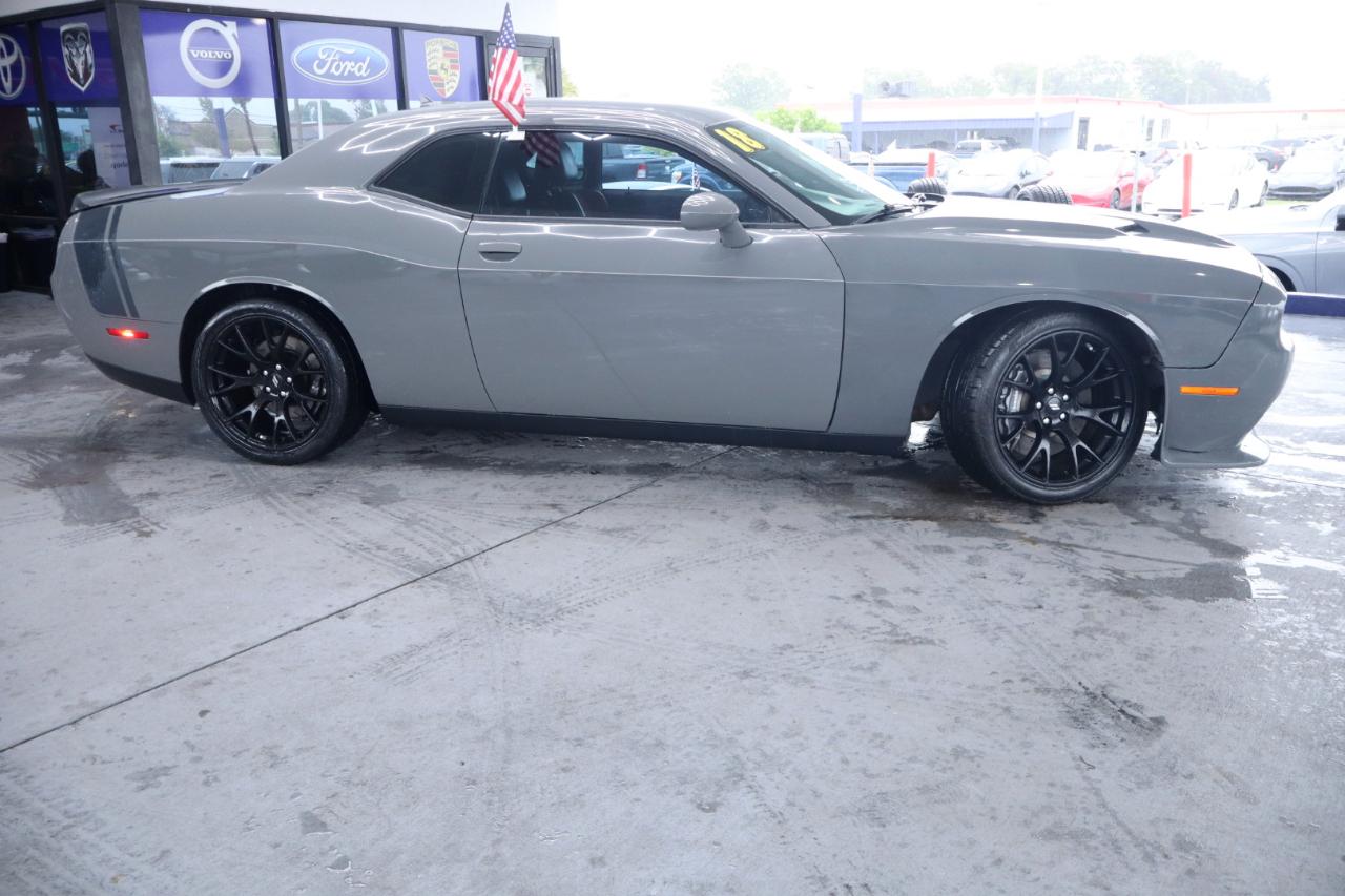 Dodge Challenger R/T Scat Pack RWD 2018