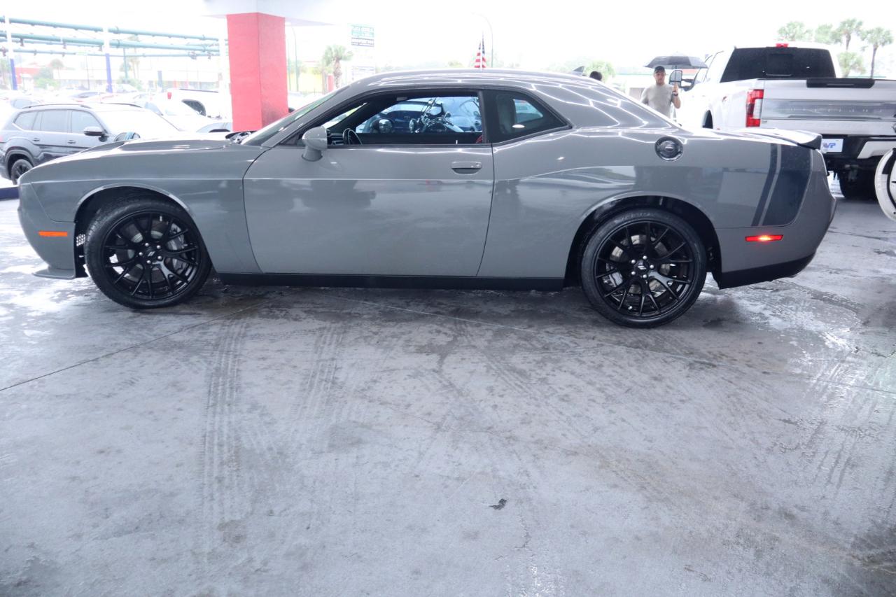 Dodge Challenger R/T Scat Pack RWD 2018
