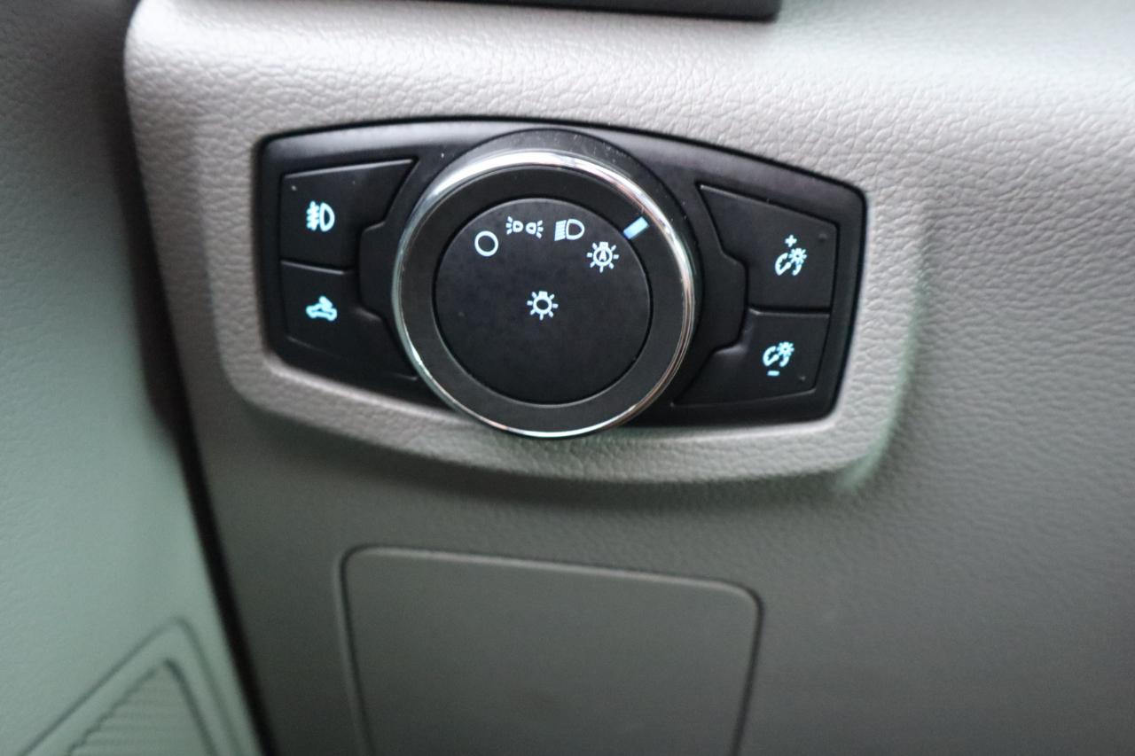 Ford F-150 King Ranch 2WD SuperCrew 5.5' Box 2017
