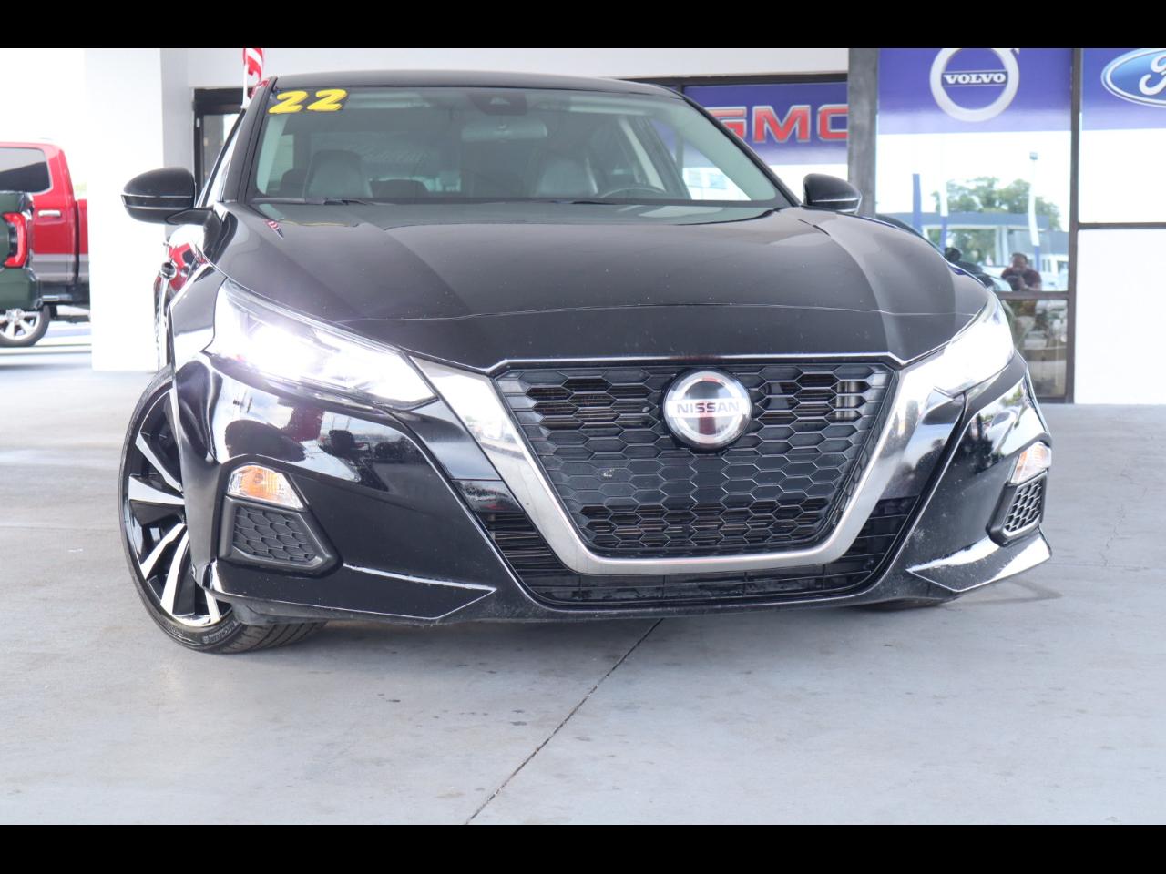 Nissan Altima 2.5 SR Sedan 2022