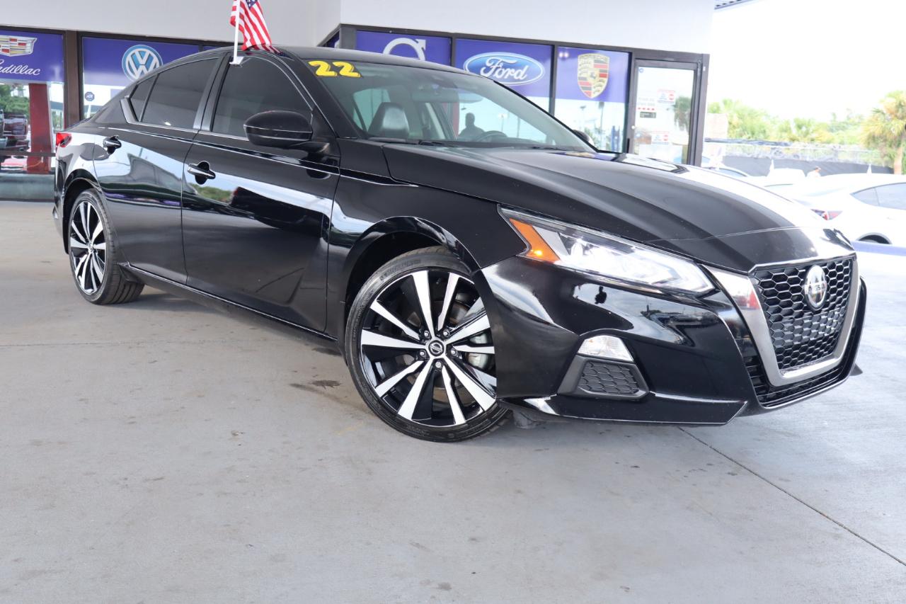 Nissan Altima 2.5 SR Sedan 2022