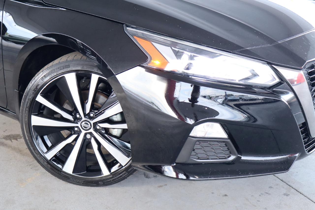 Nissan Altima 2.5 SR Sedan 2022