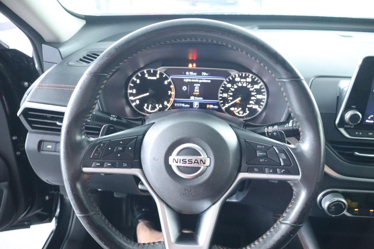 Nissan Altima 2.5 SR Sedan 2022
