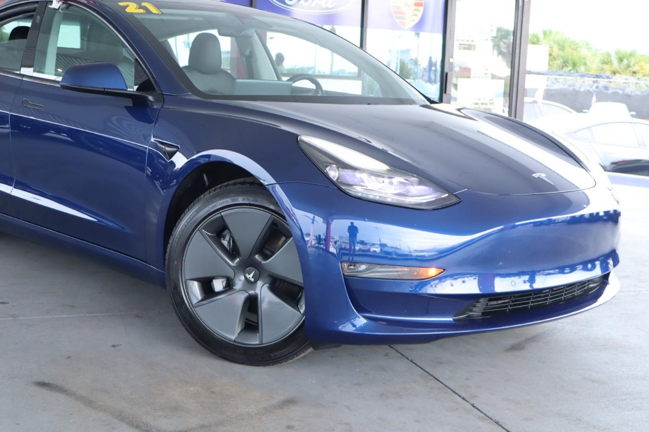 Tesla Model 3 Standard Range Plus RWD 2021