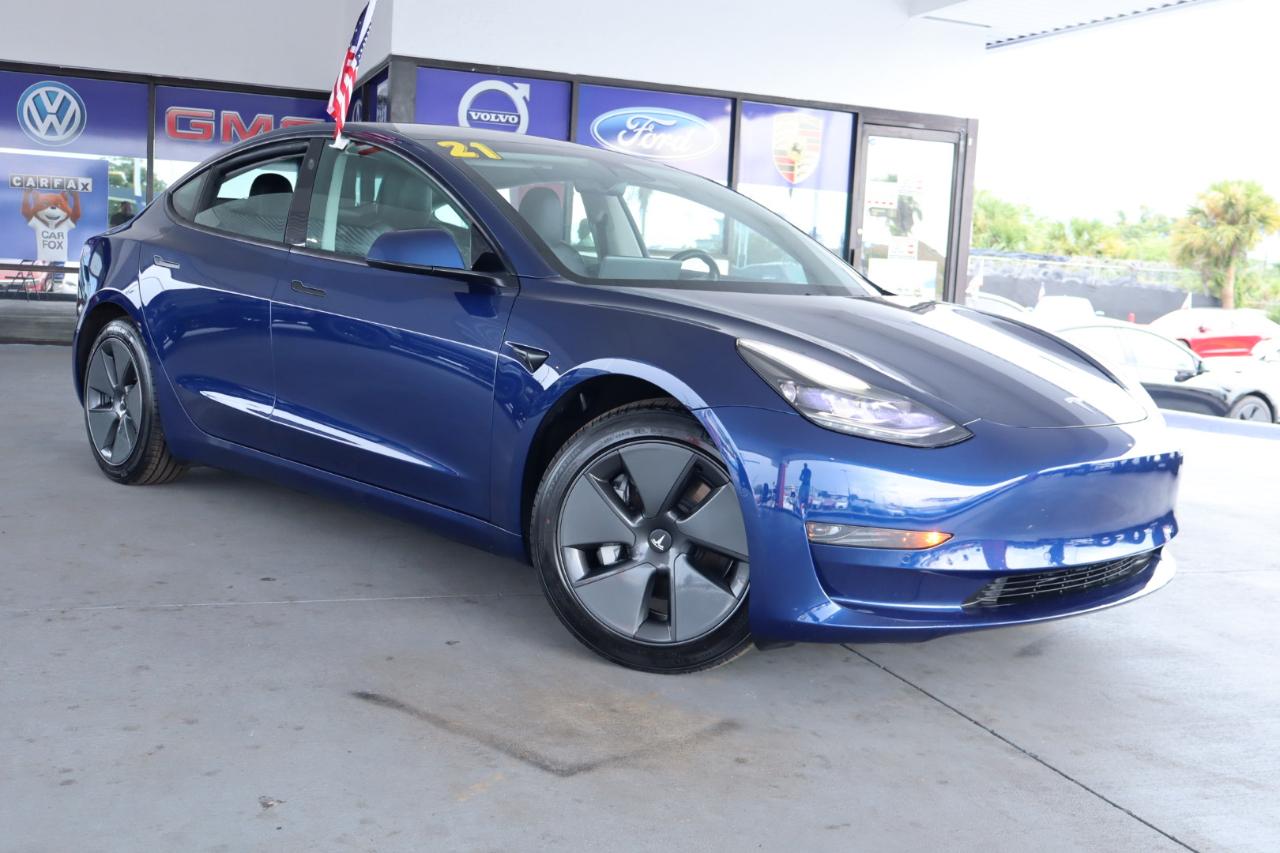 Tesla Model 3 Standard Range Plus RWD 2021