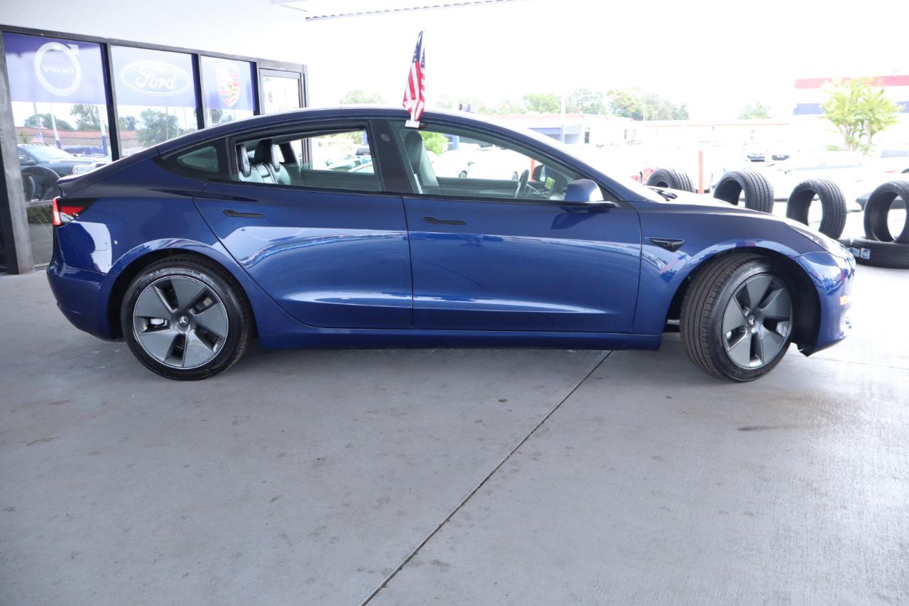 Tesla Model 3 Standard Range Plus RWD 2021