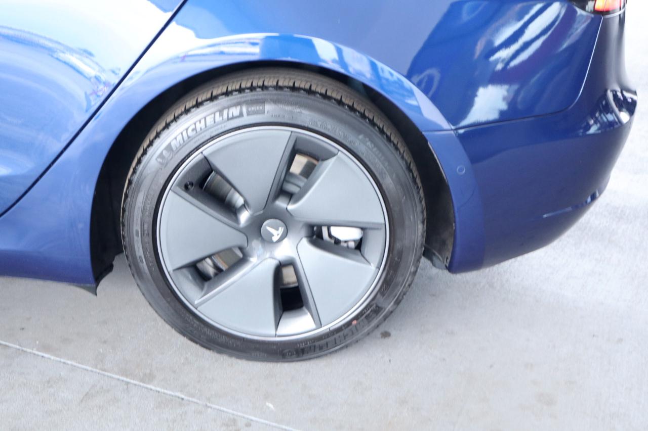 Tesla Model 3 Standard Range Plus RWD 2021