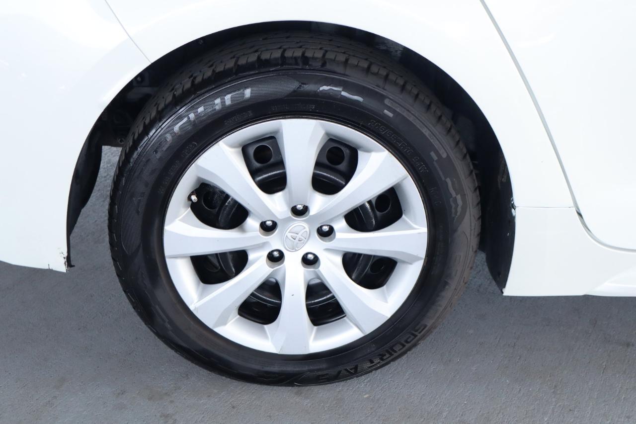 Toyota Corolla LE CVT (Natl) 2021