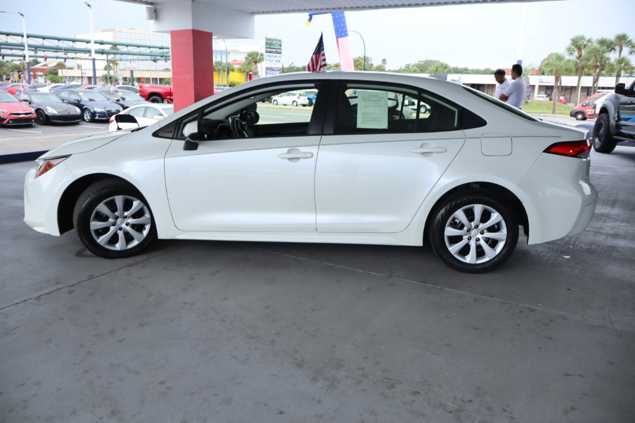 Toyota Corolla LE CVT (Natl) 2021